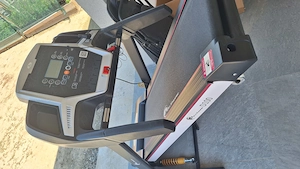 Vând bandă de alergat FitTronic electrică 1500 lei negociabil 