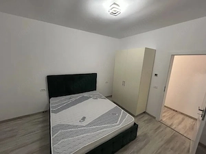 DUPLEX ZONA CARAGIALE LA 600 EURO - imagine 5
