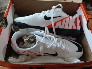 ghete Nike Mercurial vapor 15 club TF 