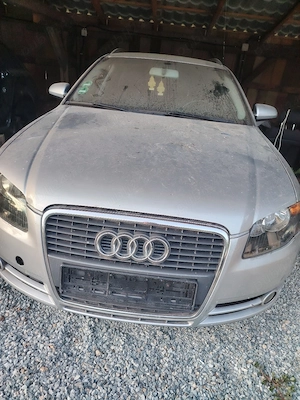 Dezmembrez Audi A4 B7  - imagine 2