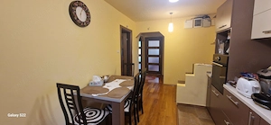 Vand apartament 4 camere decomandat, 82 mp, etaj 1, Aradului Vest