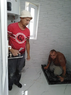Echipa de finisări interioare 