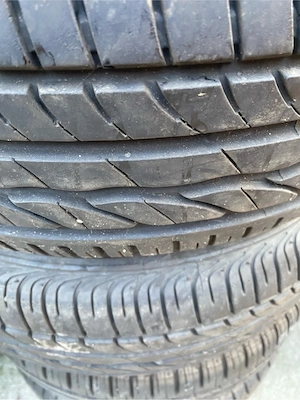 205 60 16 Michelin