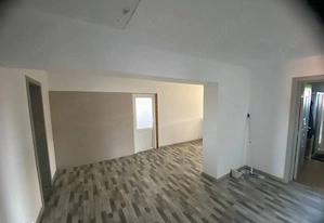 Vând casă la 10 km Brașov, detalii în privat 135.000 de euro Comuna Bod 120 mp ,teren 544 mp living  - imagine 7
