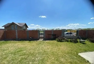Vând casă la 10 km Brașov, detalii în privat 135.000 de euro Comuna Bod 120 mp ,teren 544 mp living  - imagine 2