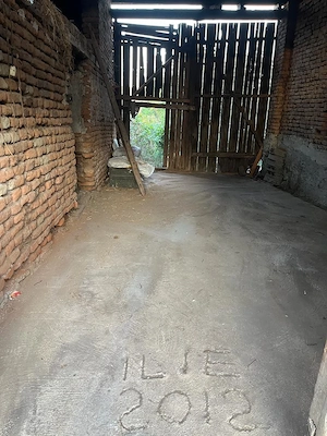 Vînd  Casă în Comuna Cut Județul Alba  - imagine 2