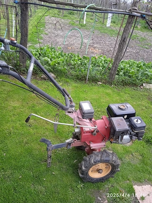 Motocultor in 4 timp Loncin
