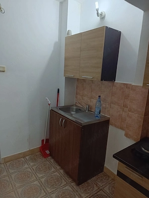 Proprietar garsoniera Buziasului - 180 euro Negociabil  - imagine 5