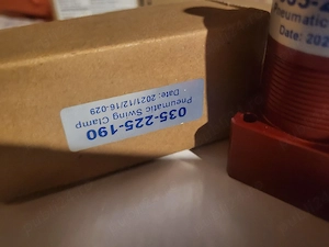 Brida pneumatica  rotatia nouavva DESTACO   fixare CNC