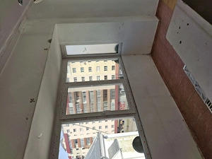 Super Central Roman - langa  Biserica SF VOIEVOZI - imagine 4