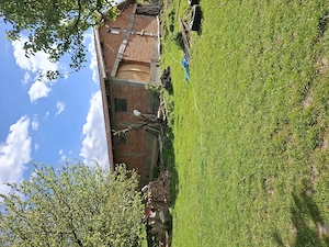 Casa + anexe + teren intravilan