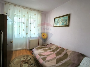 Apartament 3 camere decomandate – zonă excelentă, cartier Vitrometan - imagine 4