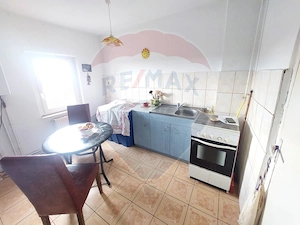 Apartament 4 camere - imagine 14