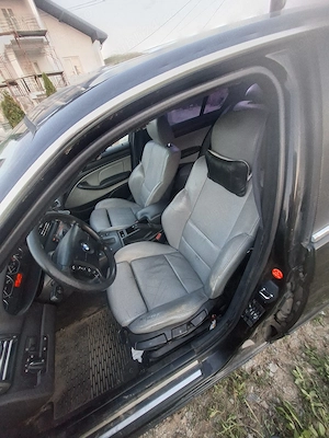 Dezmembrez bmw e46 318i  - imagine 2