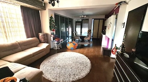 Apartament de vanzare zona Trocadero - imagine 2