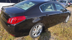 Proprietar vand Peugeot 508 Hybrid 4x4 echiparea de top - imagine 8