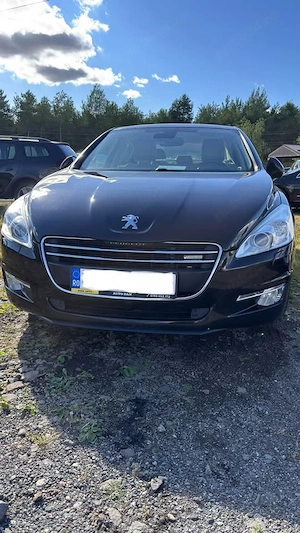 Proprietar vand Peugeot 508 Hybrid 4x4 echiparea de top - imagine 9