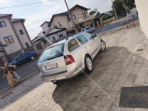 Skoda Octavia 2012 Euro 5 Motor 1.6 TDI Taxe Valabile Proprietar Jante R17 Preț 3350 Euro - imagine 3
