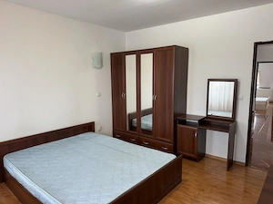 ap 2 camere  2 baii  cu doua dormitoare matrimoniale