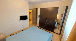 Vând apartament doua camere mobilat si utilat vis a vis de Universitatea Andrei Șaguna - imagine 4