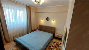 Vând apartament doua camere mobilat si utilat vis a vis de Universitatea Andrei Șaguna - imagine 6