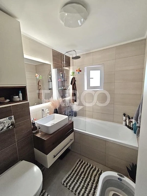 Apartament cu 3 camere de vanzare Intre Lacuri decomandat zona FSEGA - imagine 7