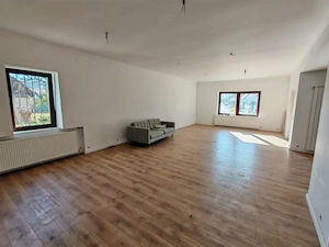 Apartament la casă, curte proprie, zona Gusterita - imagine 3