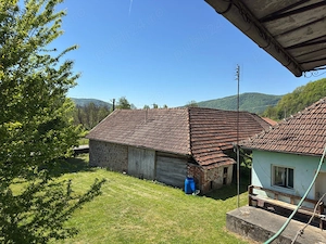 Vând casă în sat Hartagani , teren aferent 7247 mp - imagine 7