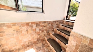 Apartament 2 camere la demisolul unei case, zona Sub Arini - imagine 2