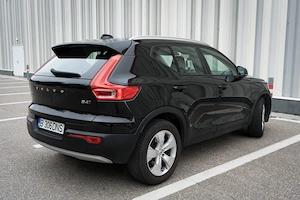 Volvo XC40 B4 AWD Mild Hybrid   197 CP   Momentum Pro - imagine 1
