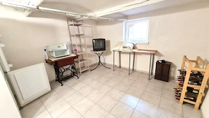 Apartament 2 camere la demisolul unei case, zona Sub Arini - imagine 9