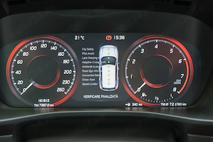 Volvo XC40 B4 AWD Mild Hybrid   197 CP   Momentum Pro - imagine 6