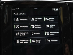 Volvo XC40 B4 AWD Mild Hybrid   197 CP   Momentum Pro - imagine 9