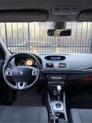 Vând Renault Megane III - imagine 5