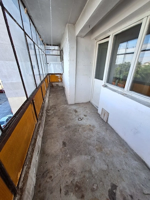 Vanzare apartament 3 camere Micro 18 - imagine 8