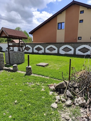 Casă spațioasă cu 800 mp teren, foișor și toate utilitățile, în Balș - imagine 2