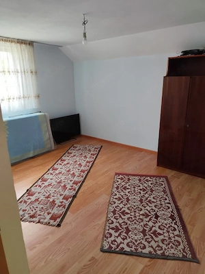 Casă spațioasă cu 800 mp teren, foișor și toate utilitățile, în Balș - imagine 10