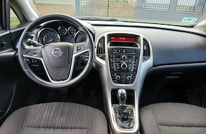 Opel astra j an 2011 benzina 1.6 klimatronic adusă recent germania  - imagine 10