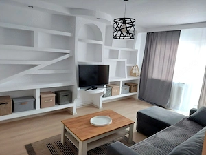 Apartament 3 camere decomandat 77 mp Strand