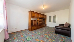 Apartament cu 2 camere de închiriat în Micălaca, zona 300 - imagine 3