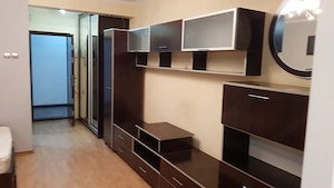 Garsonieră renovata, pet friendly, etaj 1, balcon, aproape metrou Titan