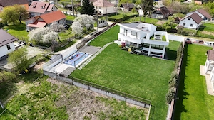 Vila de lux 5 camere +1500mp teren Cisnadie - imagine 15