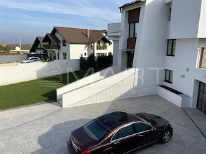 Vila de lux 5 camere +1500mp teren Cisnadie - imagine 20