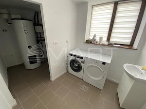 Vila de lux 5 camere +1500mp teren Cisnadie - imagine 14