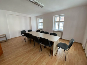 Spatiu birouri , zona Orasul de Jos - imagine 2