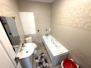 Apartament cu 3 camere si 3 bai in Craiovita Noua - Promenada Mall - - imagine 13