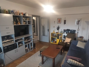 Apartament 3 camere decomandat, Cartier Sărari, zona Spaniei - imagine 2