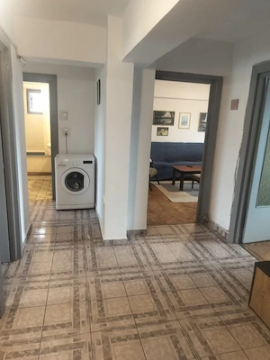 Apartament 3 camere decomandat, Cartier Sărari, zona Spaniei - imagine 11