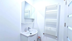 Apartament lux 3 camere la vila in Selimbar - imagine 5