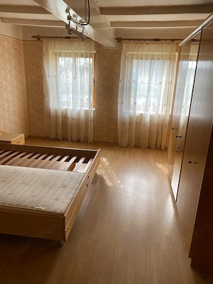 Vand casa 2 camere  in Nadlac - imagine 2